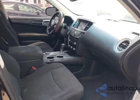 2016 Nissan Pathfinder Sv z USA, uszkodzony, nr VIN 5N1AR2MM5GC642088